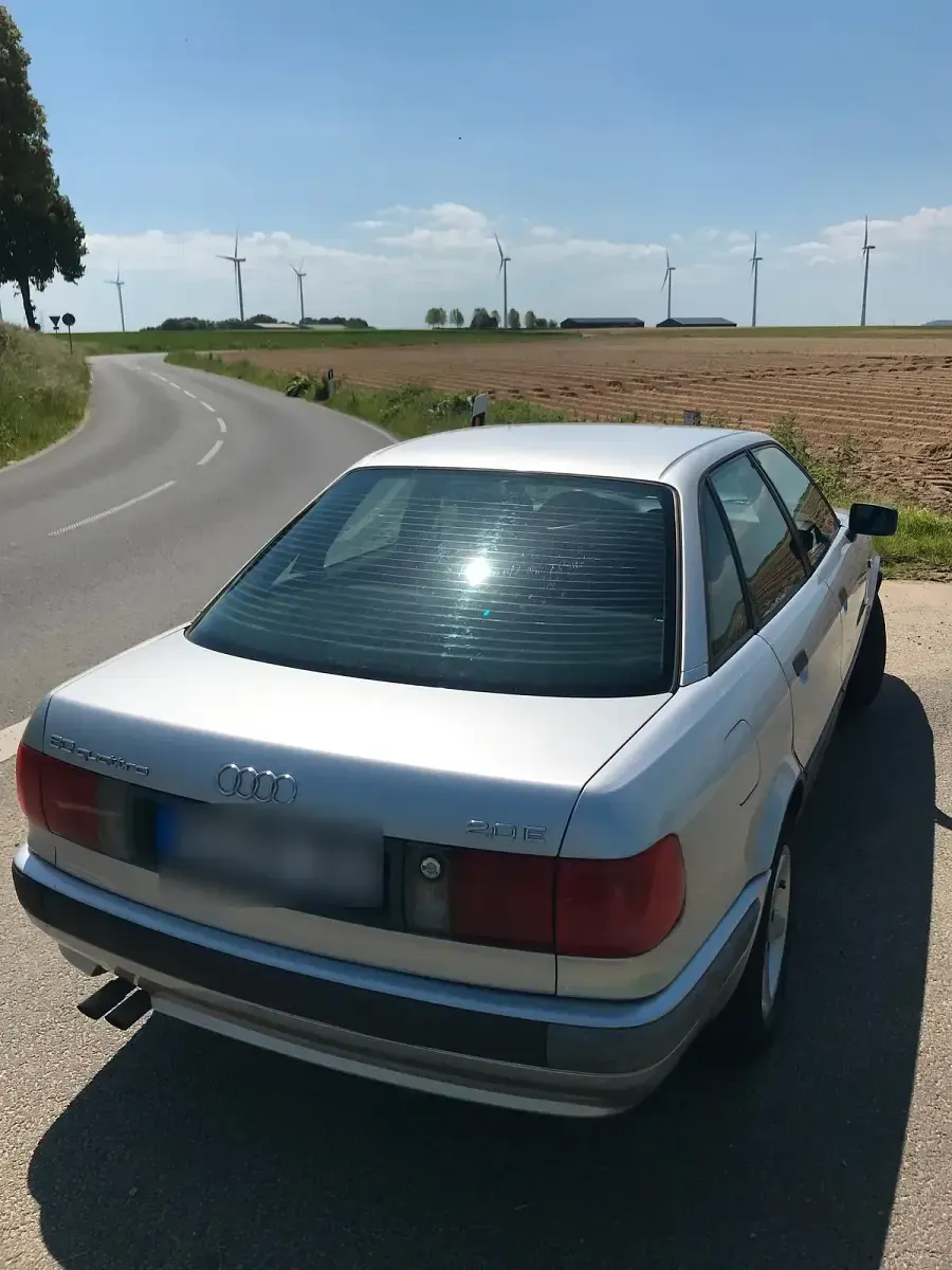 Gebraucht Audi 80 116 PS (85 kW) 1993 Silber Limousine