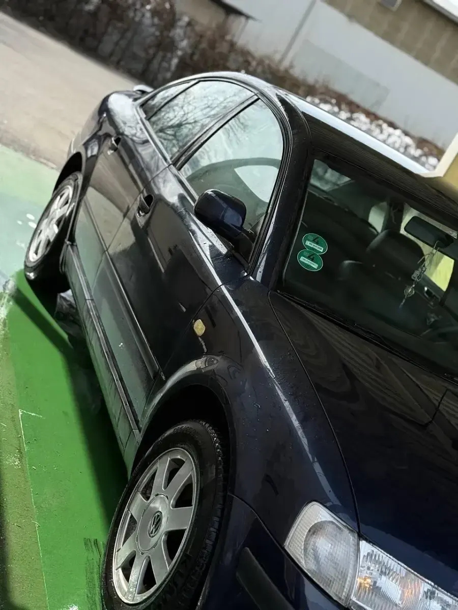 Gebraucht Audi A4 150 PS (110 kW) 1998 Blau Limousine