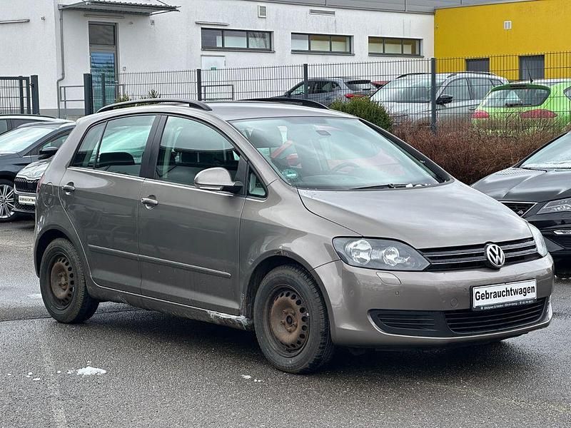 Gebraucht VW Golf Plus Cross Comfortline 122 PS (89 kW) 2009 Braun Van / Kleinbus