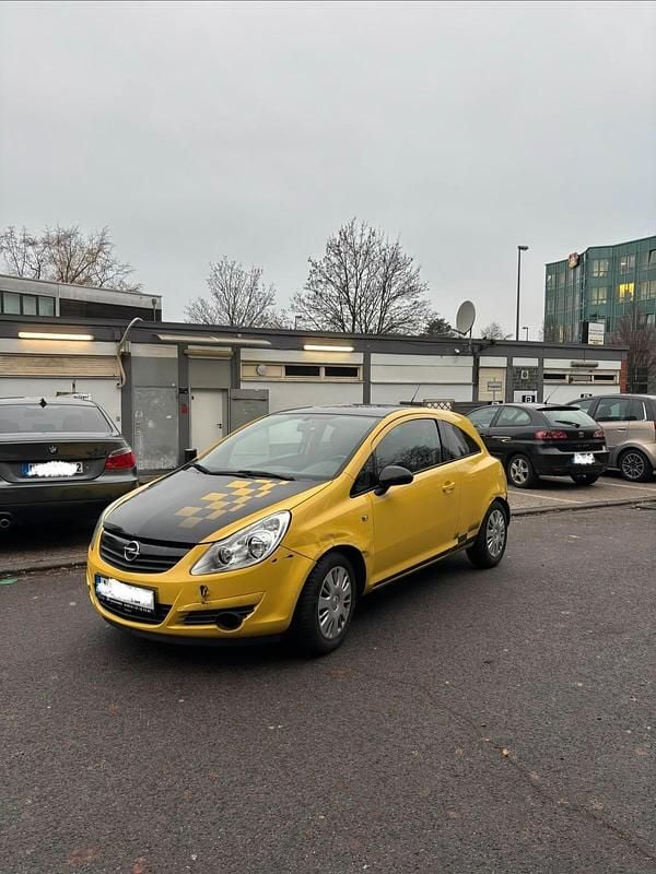 Gebraucht Opel Corsa 90 PS (66 kW) 2010 Kleinwagen