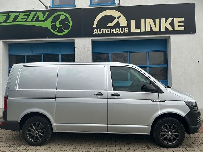 Reflexsilber Gebraucht 2017 VW T6 Van | 17.980 € - Bild 1/4