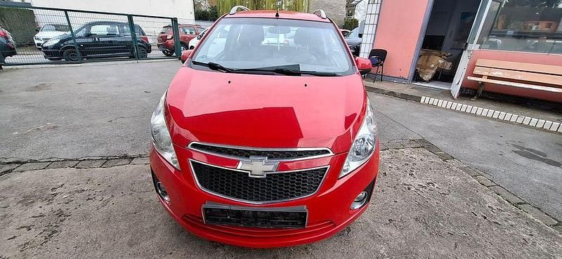 Gebraucht Chevrolet Spark LS 82 PS (60 kW) 2012 Rot Kleinwagen