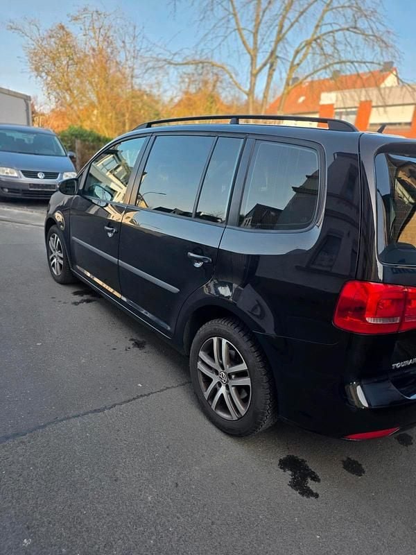 Gebraucht VW Touran 105 PS (77 kW) 2012 Schwarz Van / Kleinbus