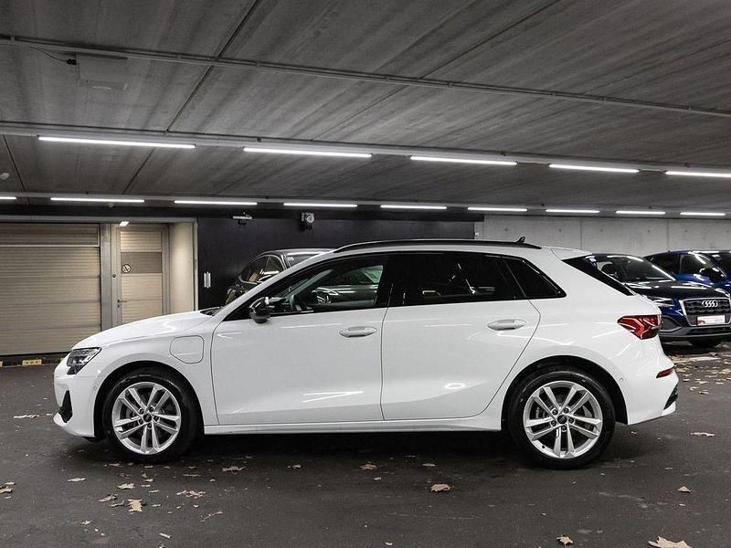 Gebraucht Audi A3 Advanced Plus 204 PS (150 kW) 2025 Gletscherweiß metallic Limousine