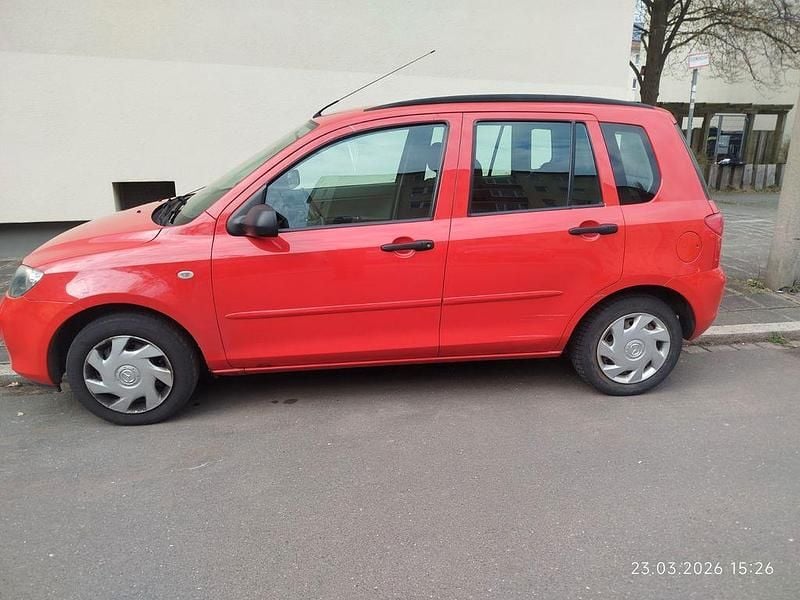 Gebraucht Mazda 2 Exclusive 80 PS (58 kW) 2003 Rot Kleinwagen