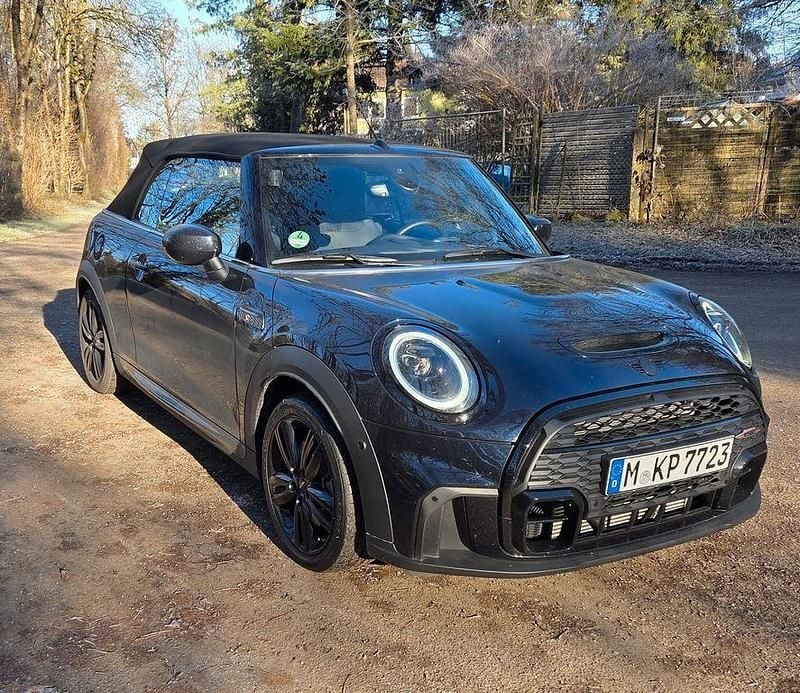Schwarz Gebraucht 2024 Mini John Cooper Works Cabriolet Cabrio | 33.333 € (Guter Preis) - Bild 1/4
