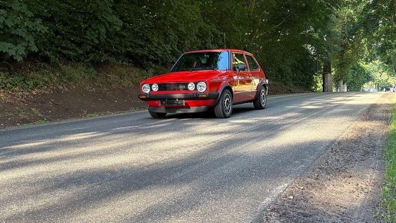 Rot Gebraucht 1984 VW Golf II GTI Kleinwagen | 20.499 € - Bild 1/4