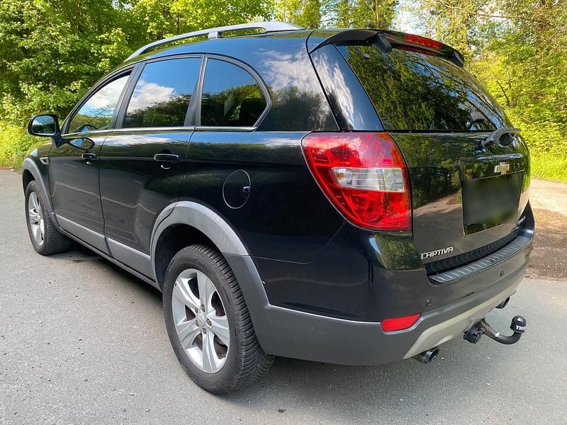 Gebraucht Chevrolet Captiva 163 PS (119 kW) 2012 Schwarz SUV