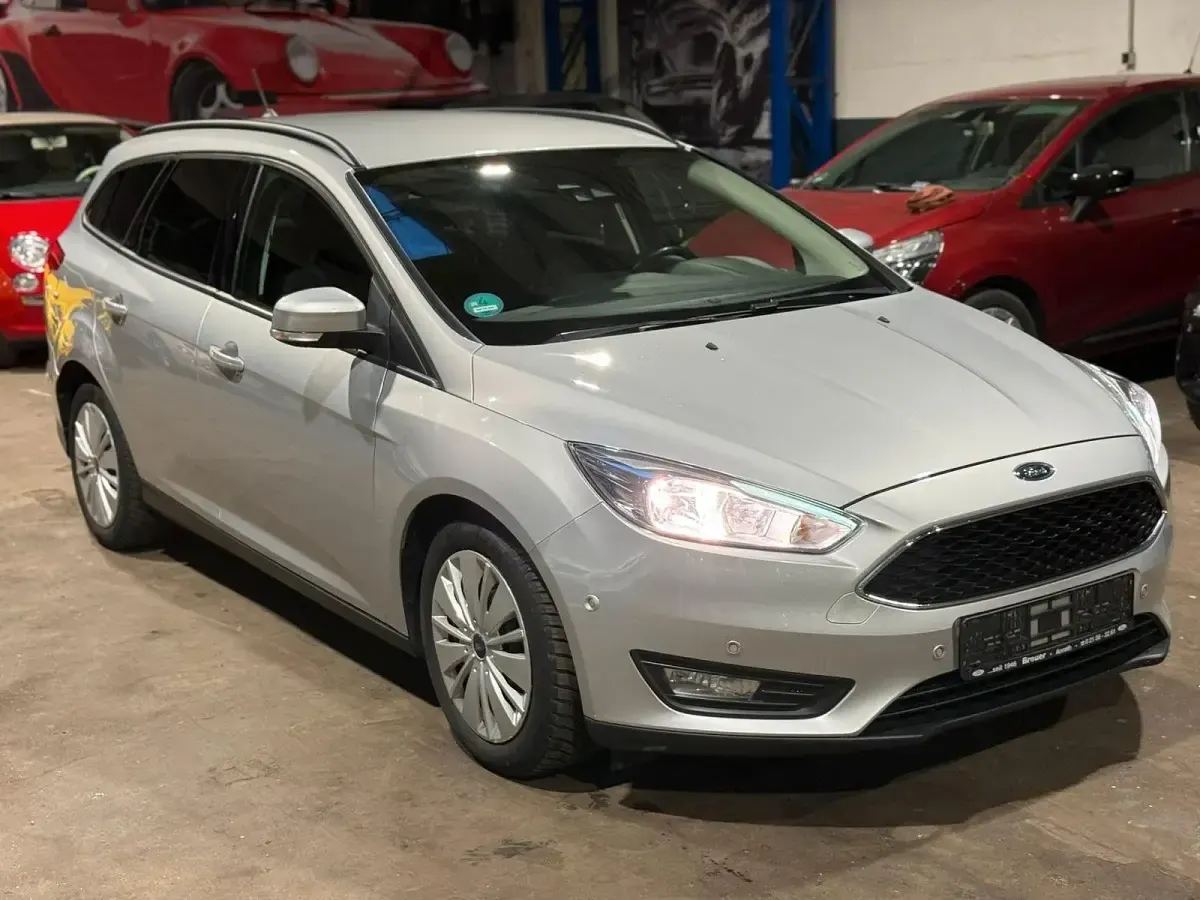 Gebraucht Ford Focus Business Edition 120 PS (88 kW) 2017 Silber Kombi
