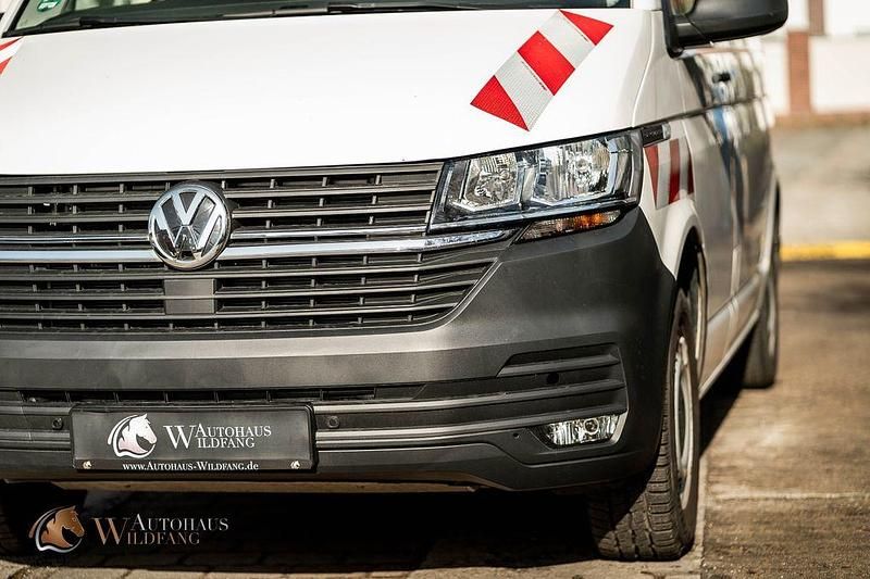 Gebraucht VW Transporter 150 PS (110 kW) 2021 Weiß Van