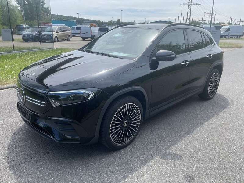 Schwarz Gebraucht 2022 Mercedes EQA250 AMG SUV | 33.889 € (Fairer Preis) - Bild 1/4
