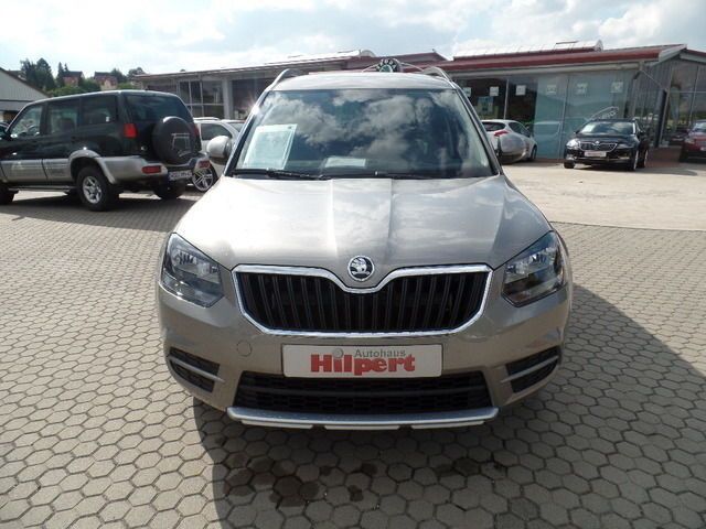 Gebraucht Skoda Yeti 110 PS (80 kW) 2015 Beige metallic SUV