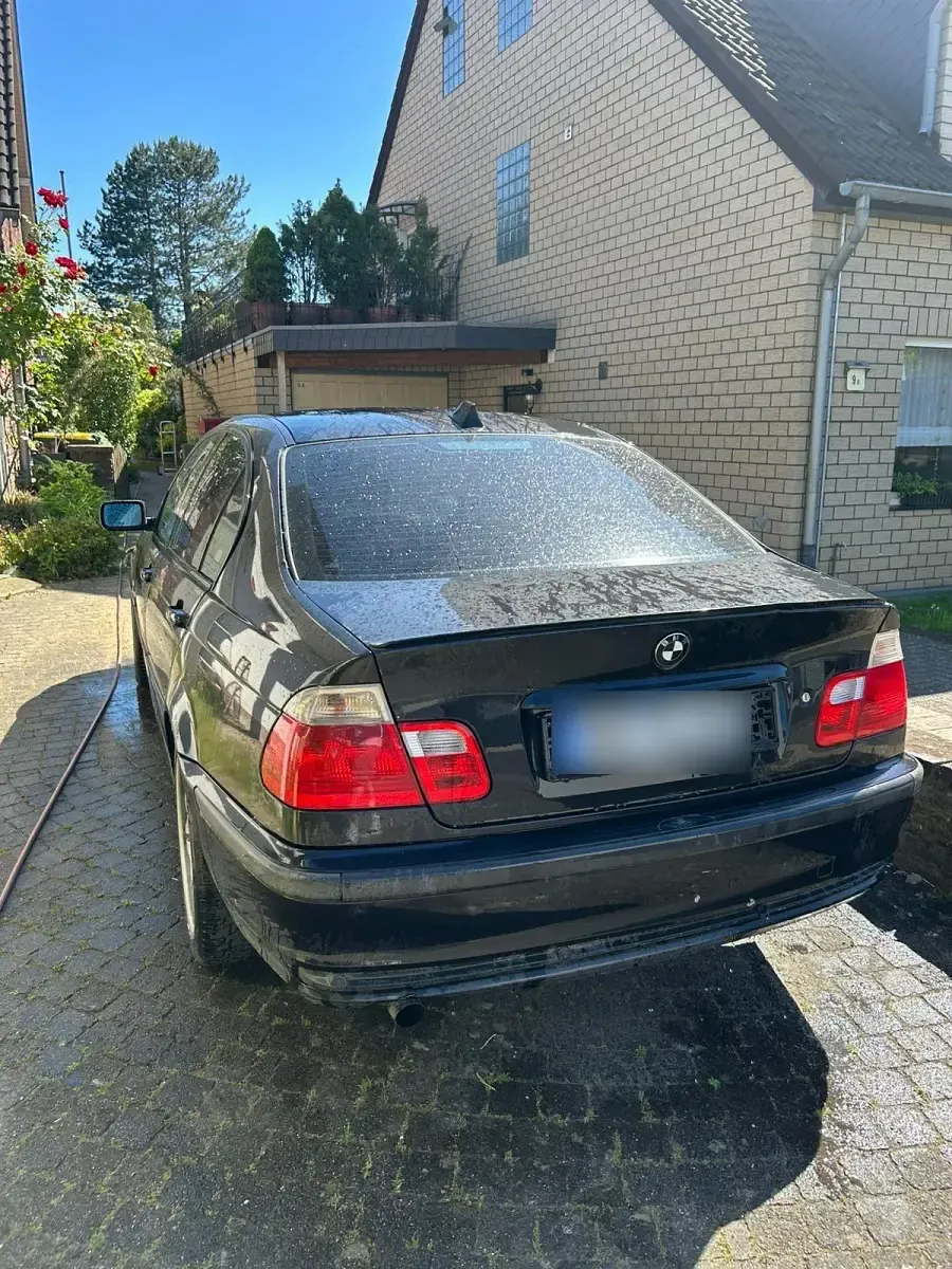 Gebraucht BMW 318 118 PS (86 kW) 1999 Schwarz Limousine