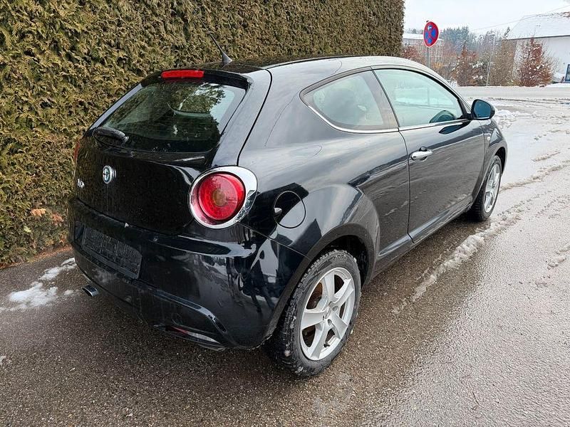 Gebraucht Alfa Romeo MiTo Turismo 95 PS (69 kW) 2009 Schwarz Kleinwagen