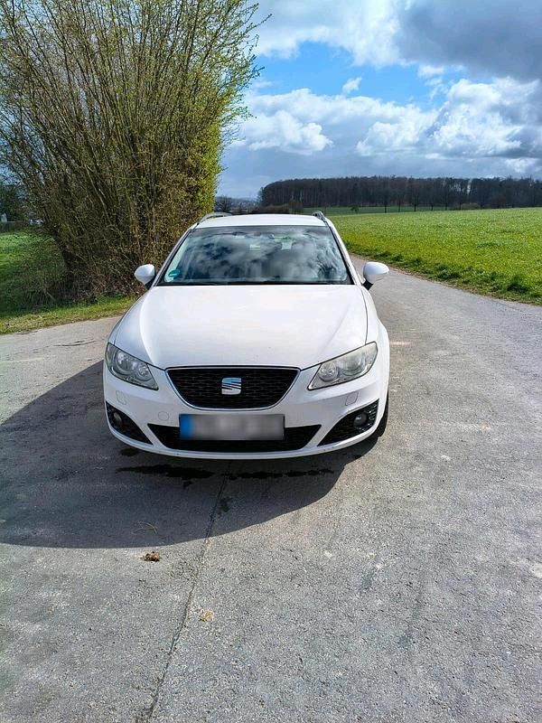 Second-hand Seat Exeo Style 120 CP (88 kW) 2012 Alb Break