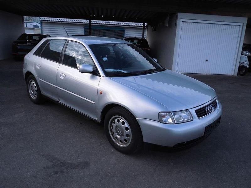 Gebraucht Audi A3 101 PS (74 kW) 2000 Silber Kleinwagen