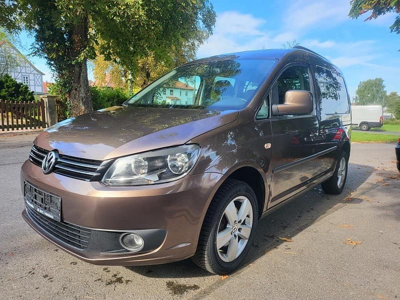 Braun Gebraucht 2011 VW Caddy Comfortline Van / Kleinbus | 9.500 € (Teuer) - Bild 1/4