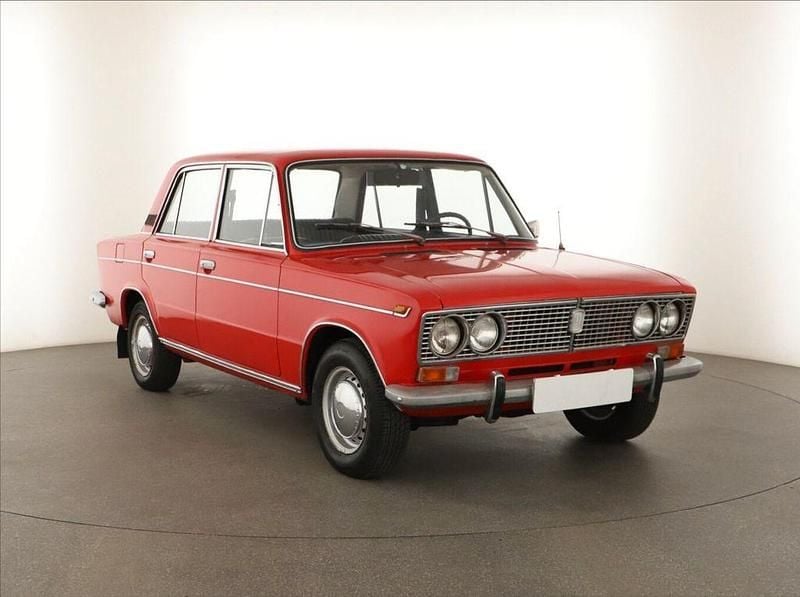 Gebraucht Lada 2103 75 PS (55 kW) 1977 Rot Limousine