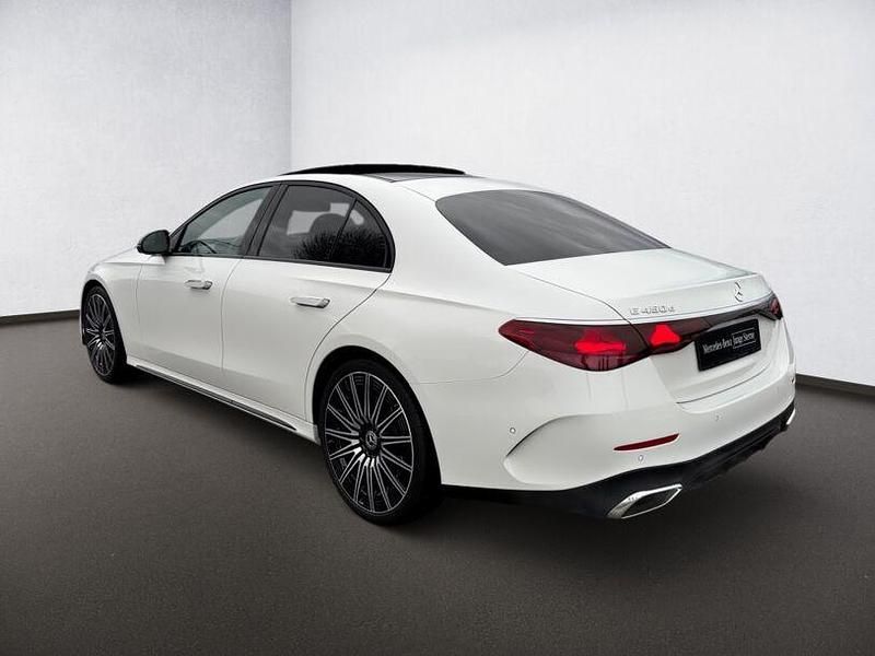 Gebraucht Mercedes E450 AMG 367 PS (269 kW) 2025 Weiss Limousine