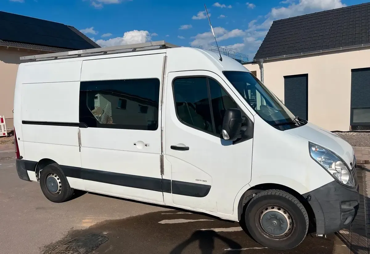 Gebraucht Opel Movano 145 PS (106 kW) 2011 Weiß Van / Kleinbus