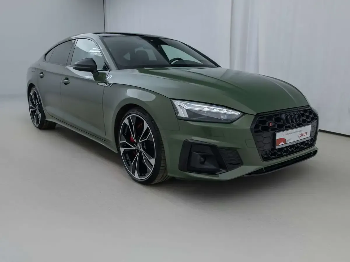 Gebraucht Audi S5 341 PS (250 kW) 2022 Distriktgrün metallic Coupé