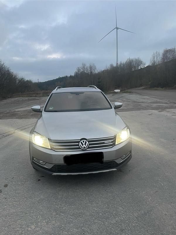 Gebraucht VW Passat Alltrack 140 PS (102 kW) 2012 Grau Kombi