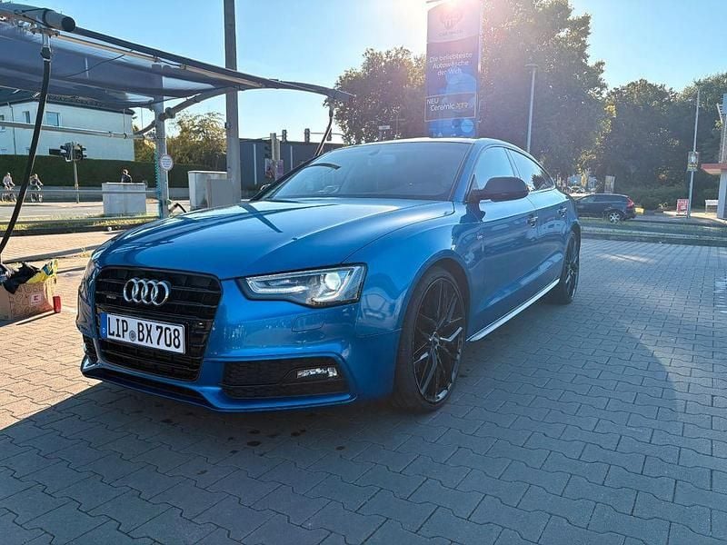 Blau Gebraucht 2015 Audi A5 Sportback S-Line Limousine | 14.500 € (Superpreis) - Bild 1/4