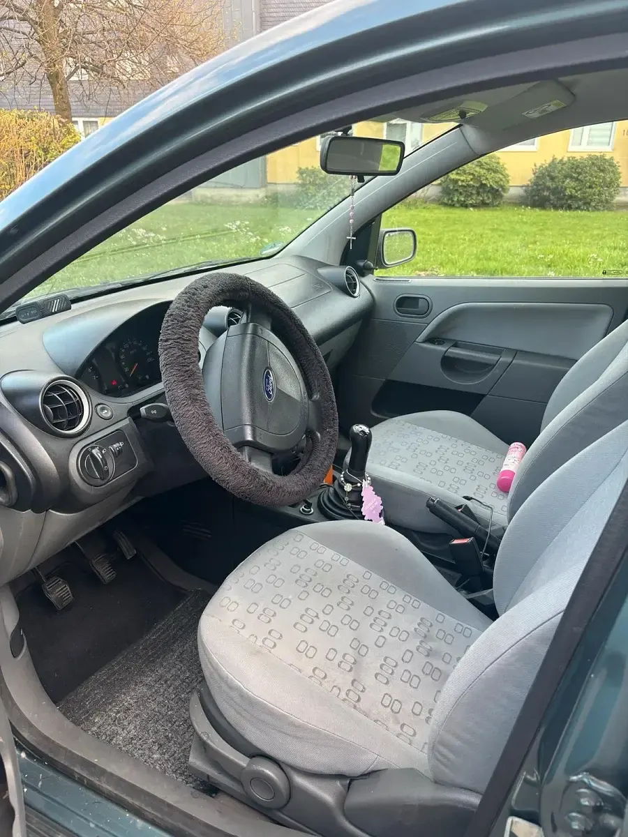Usata Ford Fiesta 80 CV (58 kW) 2002 Utilitaria