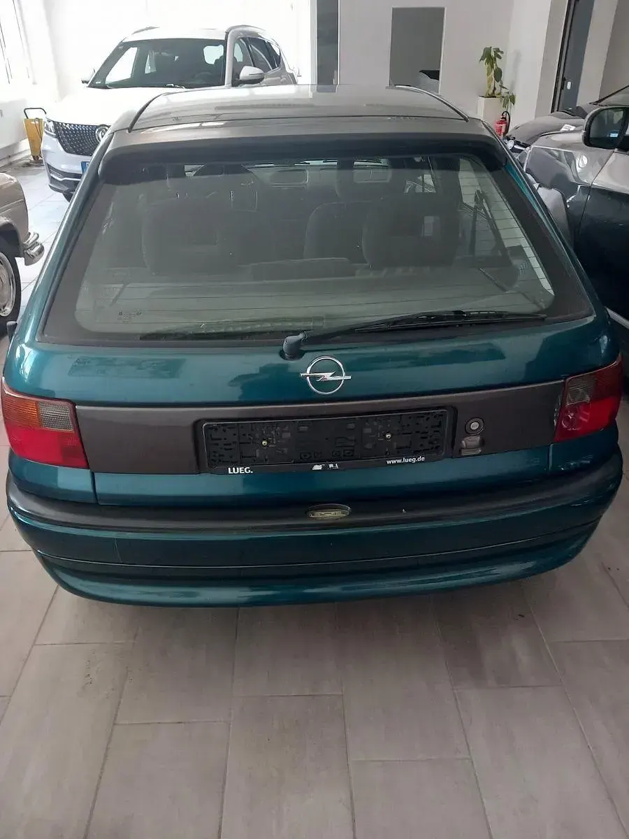 Gebraucht Opel Astra 75 PS (55 kW) 1998 Blau Kleinwagen