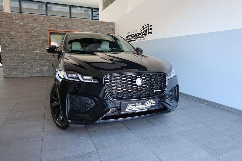 Gebraucht Jaguar F-Pace R-Dynamic 250 PS (183 kW) 2022 Schwarz SUV