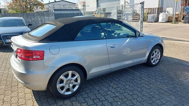 Gebraucht Audi A3 Cabriolet Attraction 160 PS (117 kW) 2008 Eissilber Cabrio