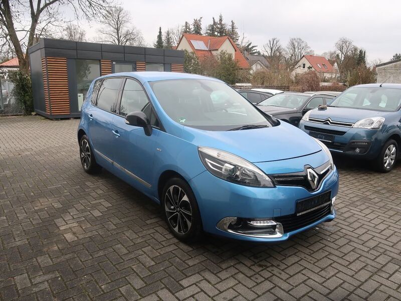 Blau Gebraucht 2015 Renault Scénic III Bose Edition Van / Kleinbus | 5.999 € (Superpreis) - Bild 1/4