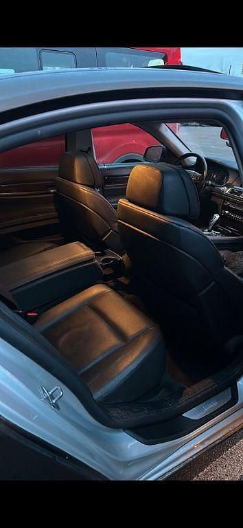 Gebraucht BMW 730 245 PS (180 kW) 2009 Silber Limousine