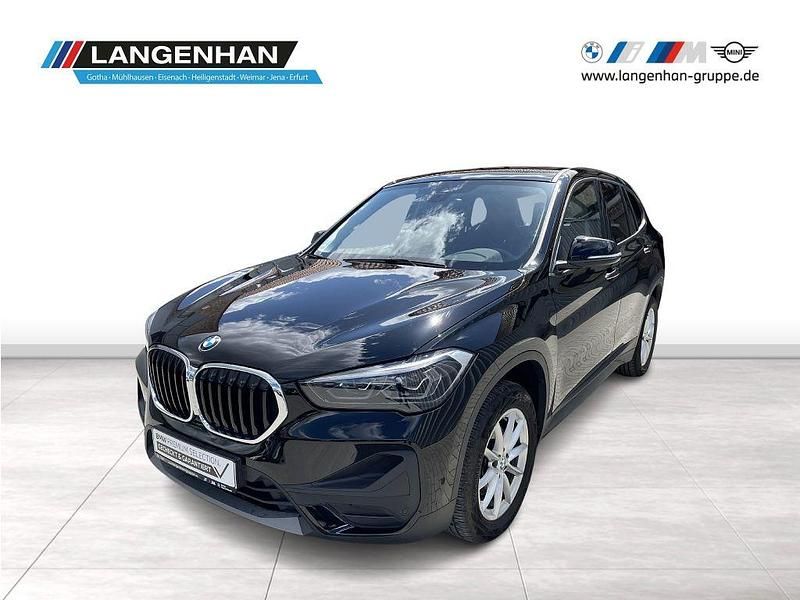 Schwarz Gebraucht 2022 BMW X1 Advantage SUV | 26.827 € (Fairer Preis) - Bild 1/4