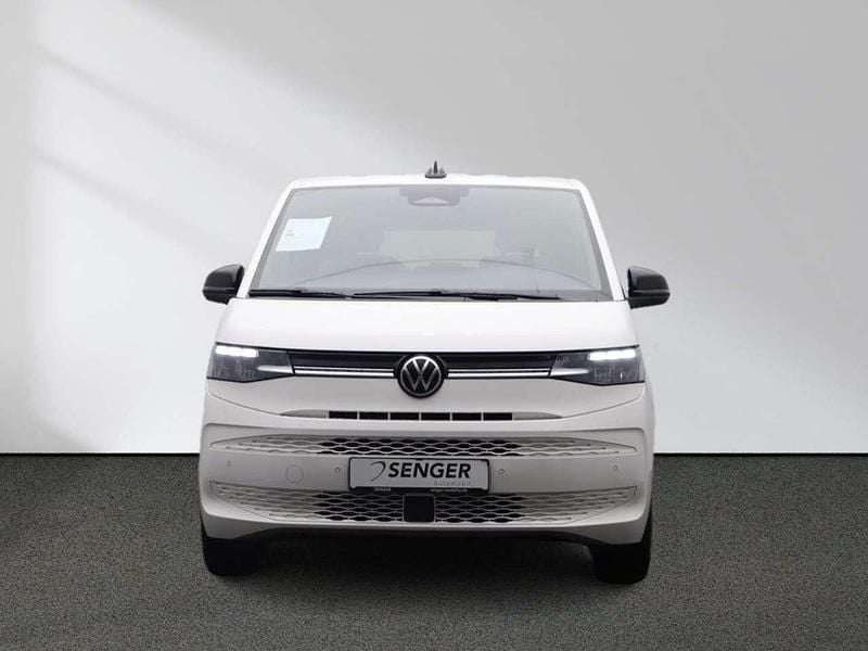 Gebraucht VW Multivan Life 150 PS (110 kW) 2025 Weiß Van