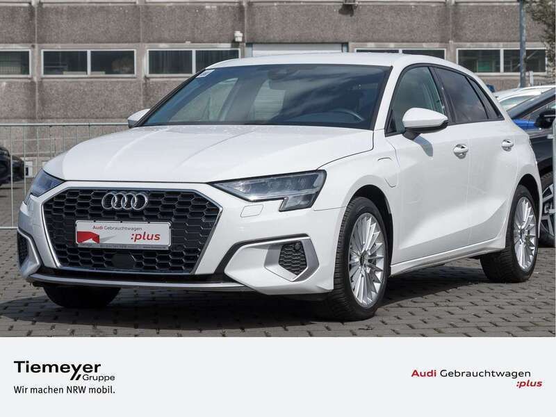 Ibisweiß Gebraucht 2022 Audi A3 e-tron Advanced Kleinwagen | 23.680 € (Guter Preis) - Bild 1/4