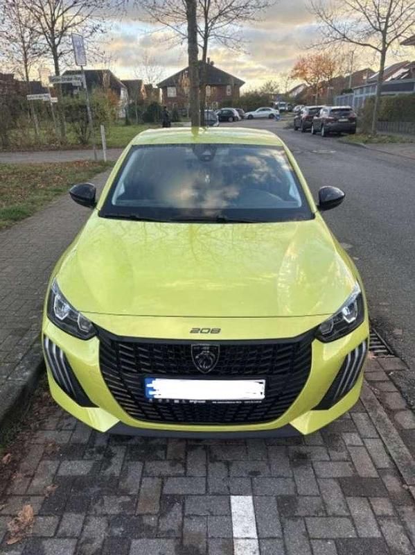 Gelb Gebraucht 2024 Peugeot 208 Active Kleinwagen | 13.500 € (Superpreis) - Bild 1/4