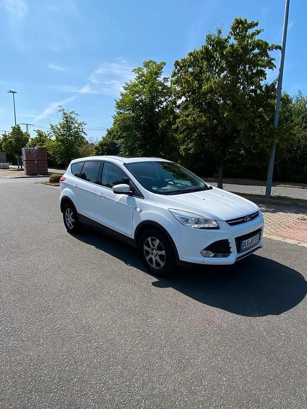 Weiß Gebraucht 2013 Ford Kuga SUV | 8.200 € (Superpreis) - Bild 1/4