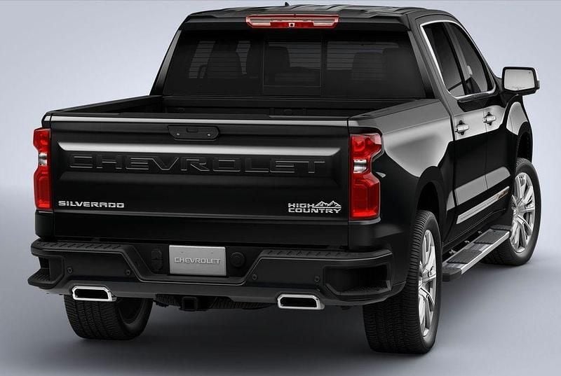 Gebraucht Chevrolet Silverado 309 PS (227 kW) 2023 Schwarz SUV