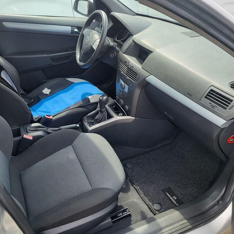 Gebraucht Opel Astra Cosmo 105 PS (77 kW) 2005 Silber Limousine