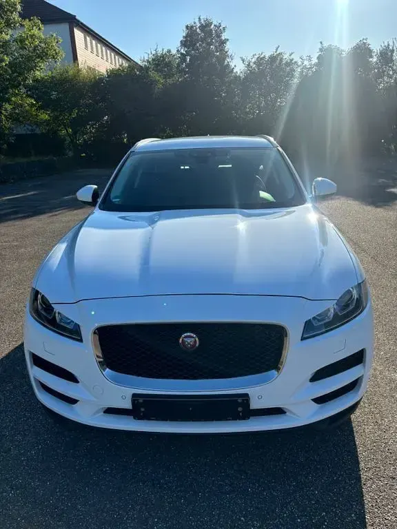 Gebraucht Jaguar F-Pace Prestige 300 PS (220 kW) 2017 Weiß SUV