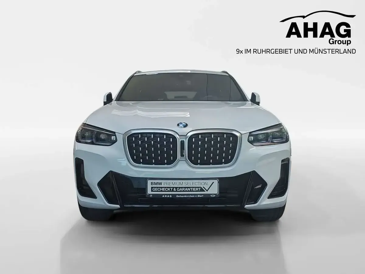 Gebraucht BMW X4 Efficient Dynamics 286 PS (210 kW) 2025 Schwarz SUV