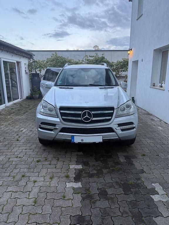 Gebraucht Mercedes GL450 340 PS (250 kW) 2012 Silber SUV