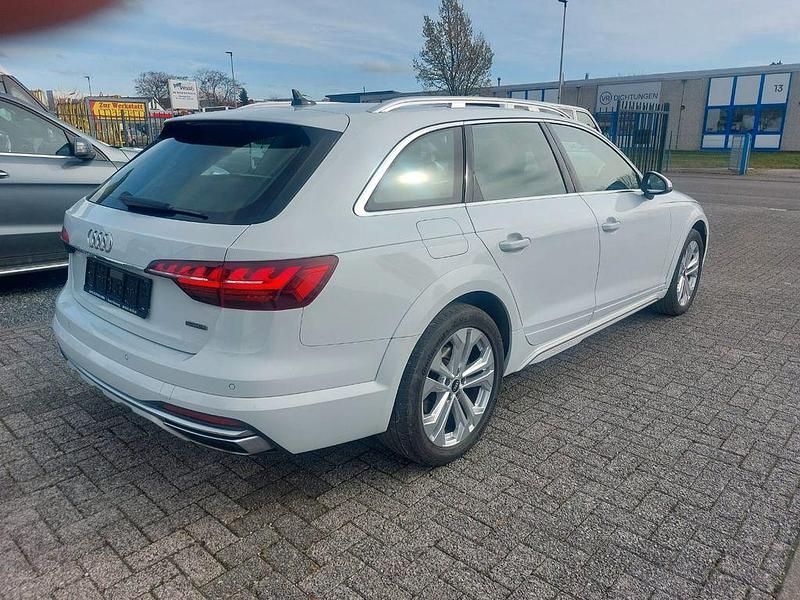 Gebraucht Audi A4 Allroad 204 PS (150 kW) 2021 Weiß Kombi