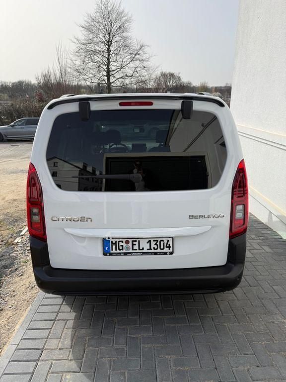 Gebraucht Citroën Berlingo 131 PS (96 kW) 2025 Weiß Van / Kleinbus