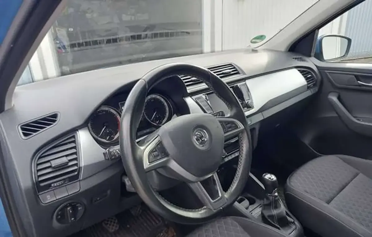 Gebraucht Skoda Fabia Joy 110 PS (80 kW) 2015 Blau Kombi
