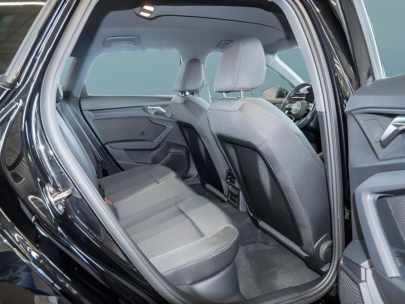 Gebraucht Audi A3 110 PS (80 kW) 2024 Schwarz Limousine