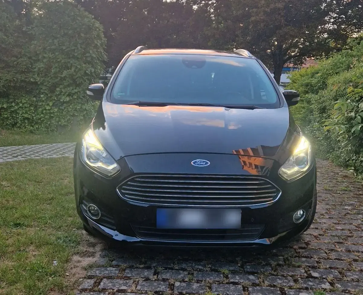 Gebraucht Ford S-MAX S 150 PS (110 kW) 2018 Schwarz Van / Kleinbus