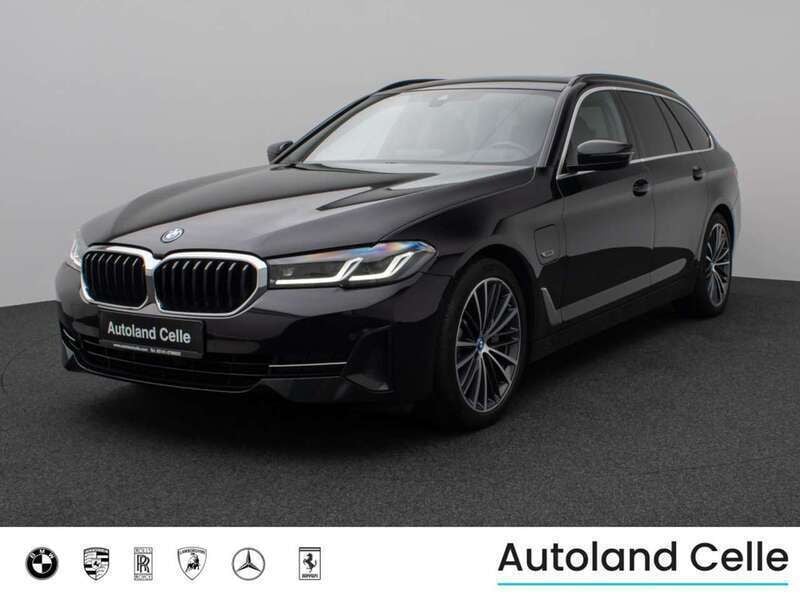 Schwarz 2668 Gebraucht 2022 BMW 530 Kombi | 28.499 € (Guter Preis) - Bild 1/4