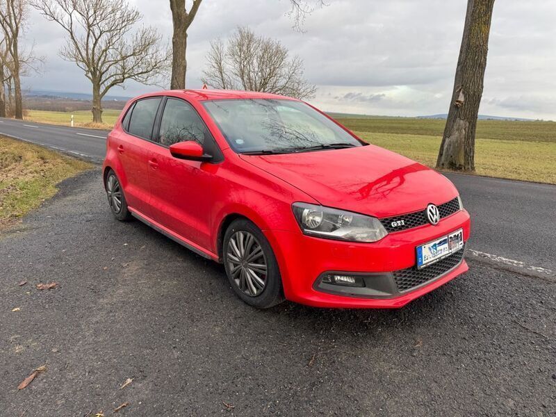 Rot Gebraucht 2012 VW Polo GTI Limousine | 9.999 € (Etwas zu teuer) - Bild 1/4
